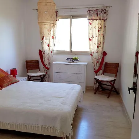Daire Apartment Chemin Des Virgiles *